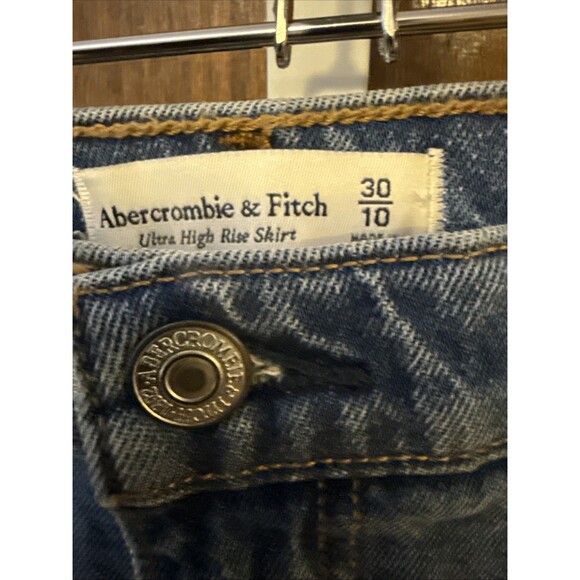 Abercrombie and Fitch Mini Denim Skirt 10/Medium Wash Distressed Y2k Grunge Rave - Picture 4 of 5